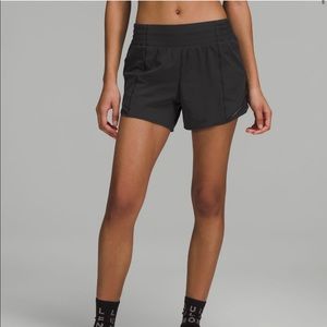 Lululemon hotty hot high rise lined shorts